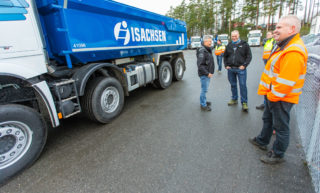 Fornøyd med de nye bilene