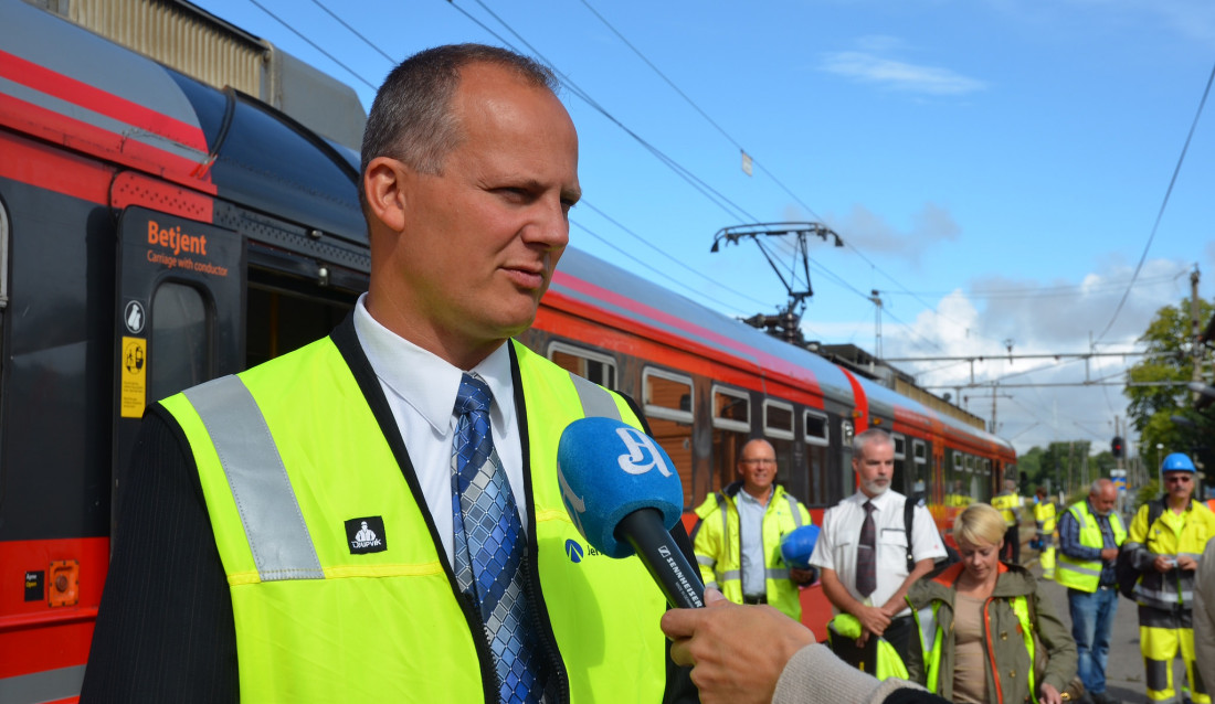 Samferdselsminister Ketil Solvik-Olsen. (Foto: Brit Wang/Jernbaneverket).