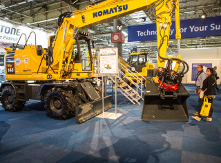 Komatsu PW148