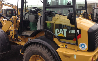 Cat 908 M