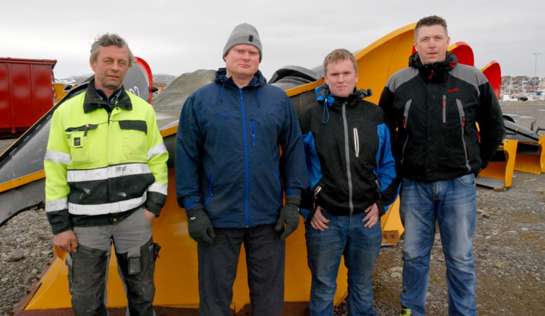 DYKTIGE: (F.v.) Geir Karlstad  tror Thor-Erling Korsnes, Eskil Langås og Daniel Grip greit får seg jobb igjen. (Foto: Alf H. Jensen, Finnmarken) 