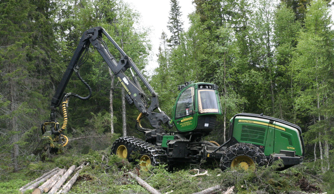 ALT-I-ETT-MASKIN (Foto: Wiggo Bråthen, Statskog).