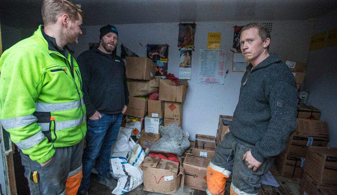 F.v. borer Anders Andersen, skytebas Jon-Fredrik Johansen og sjef Petter A. Olsen