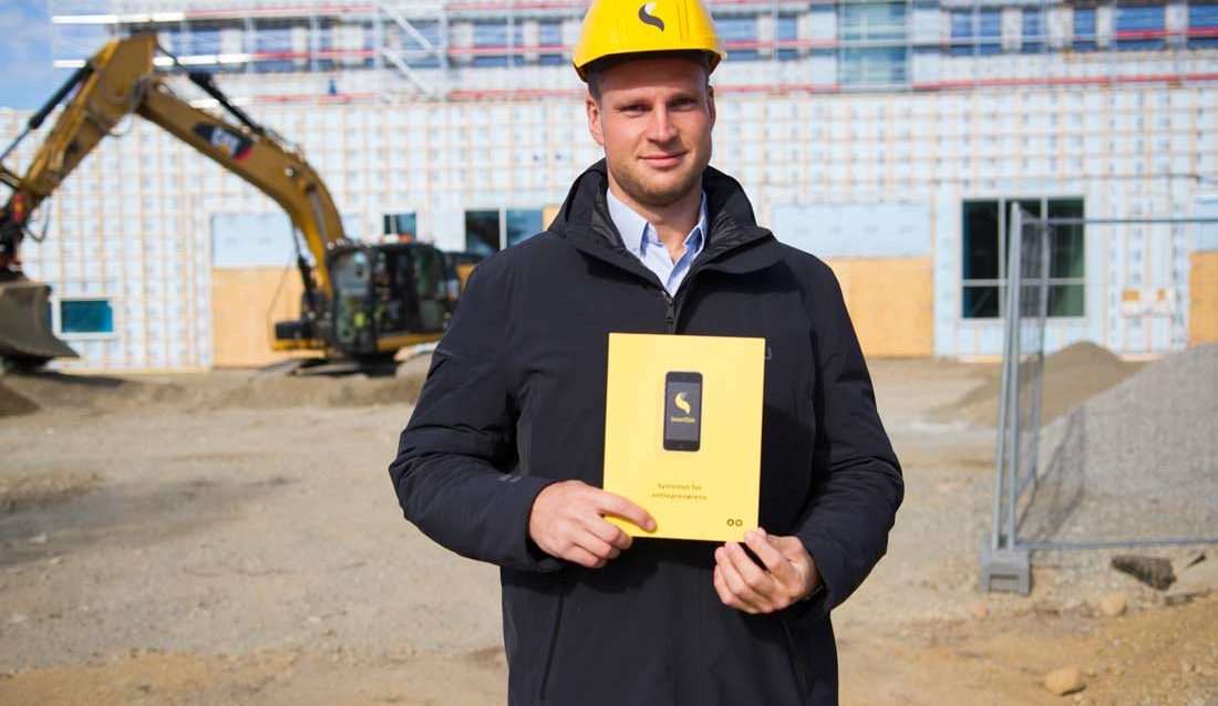 SmartDoks markedssjef Steffen Nerdal er klar for Vestnorsk Bygg-, Transport- & Anleggsmesse i Bergen. (Foto: Lasse Sørnes).