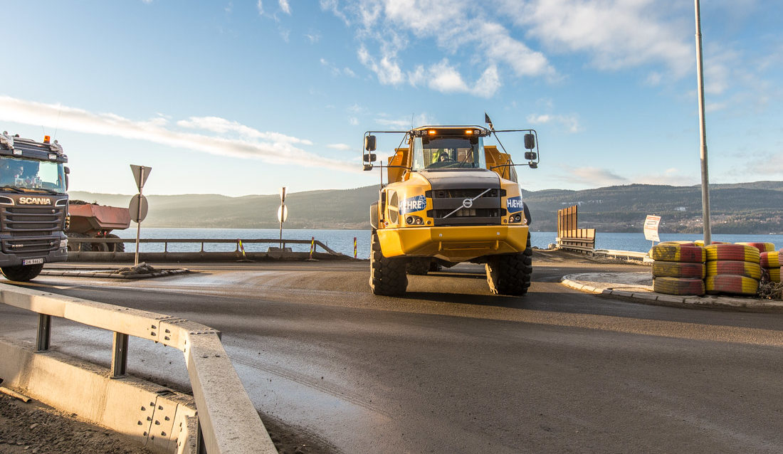 Dumper i rundkjøring