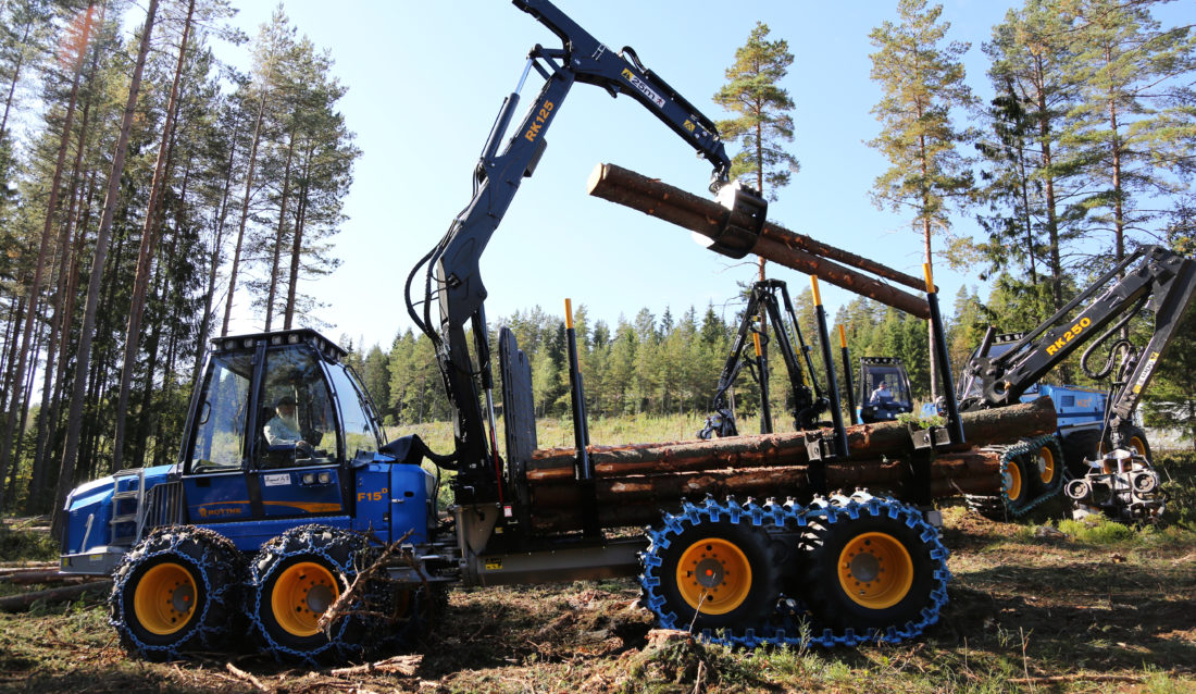 INN I SOLOPPGANGEN: Deltakerne på Skog og Tre 2017 var skjønt enige om at skognæringen ikke er noen solnedgangsindustri. (Foto: Runar F. Daler).