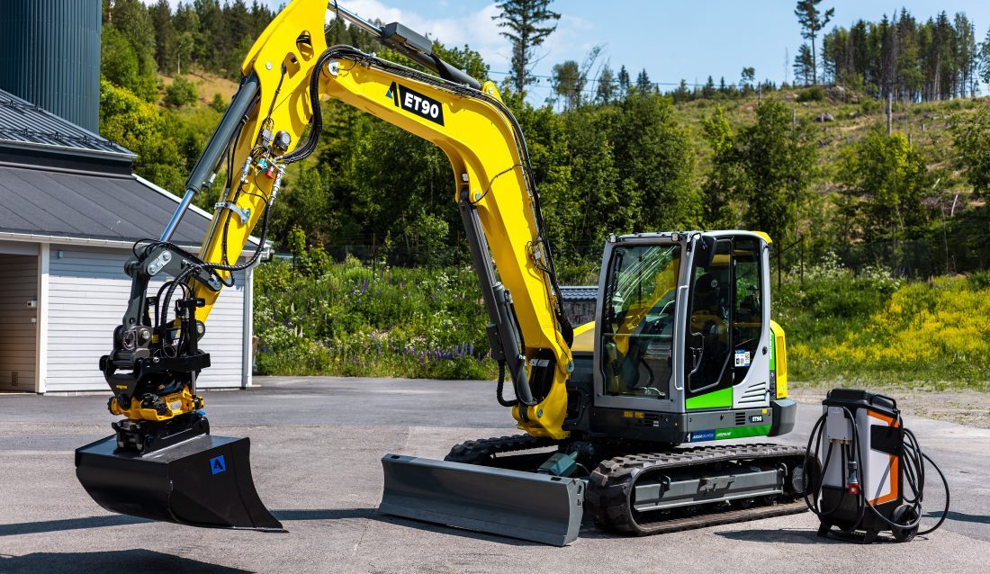 A-ET 90 er en opprinnelig Wacker Neuson-gravemaskin som er elektrifisert og ombygd av Nullutslipp AS på Moelv i Ringsaker, på oppdrag av Agder Gruppen. (Foto: Agder Gruppen)