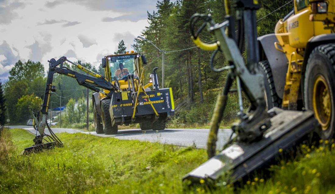 Innstiller kantslåtten på grunn av skogbrannfare