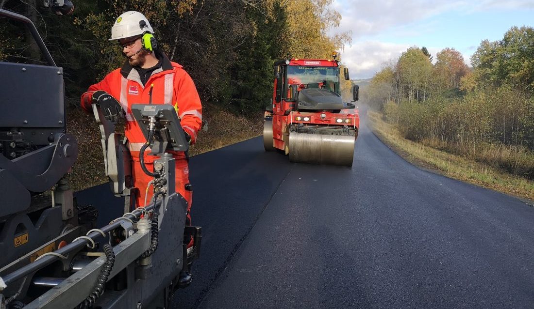 Veidekke med ny stor asfaltkontrakt - denne gang med Eiffage. (Foto: Veidekke)