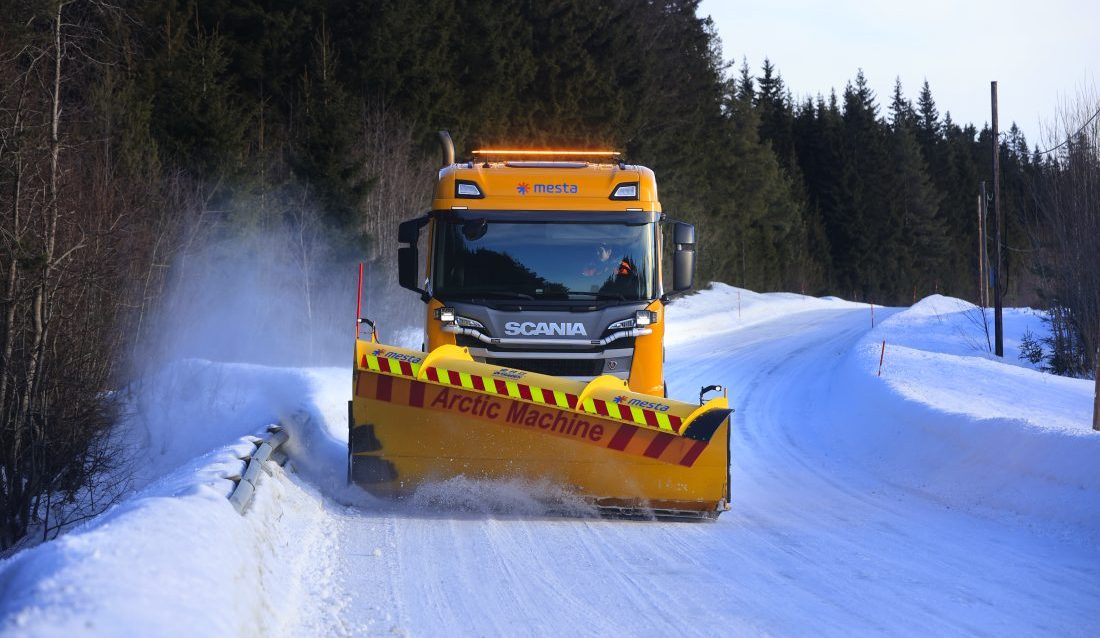 Brøytebil med biogass. (Foto: Mesta)