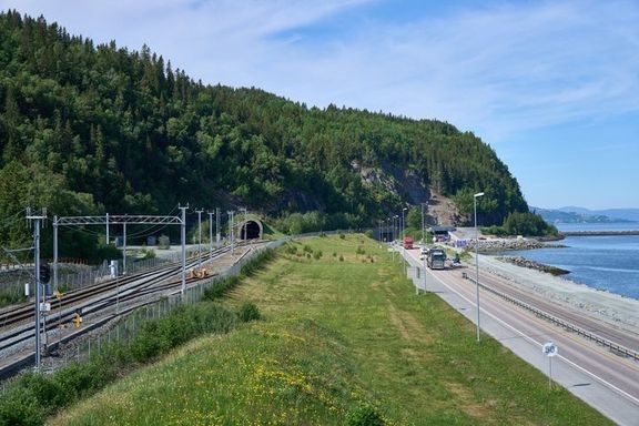 Hellstranda der Nye Veier nå har besluttet å bygge firefelts vei helt inn til Værnes. (Foto: Nye Veier)