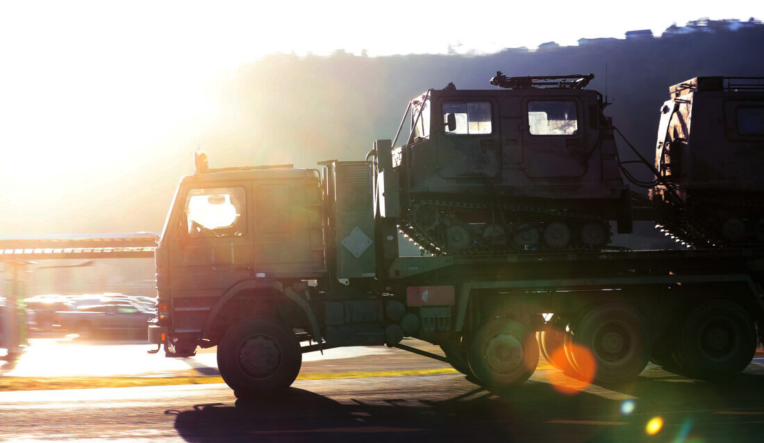 Militær mobilitet via E14 har blitt enda viktigere for Forsvaret. Bildet er fra Hell i Stjørdal under øvelse Trident Juncture. (Foto: Torbjørn Kjosvold/Forsvaret)