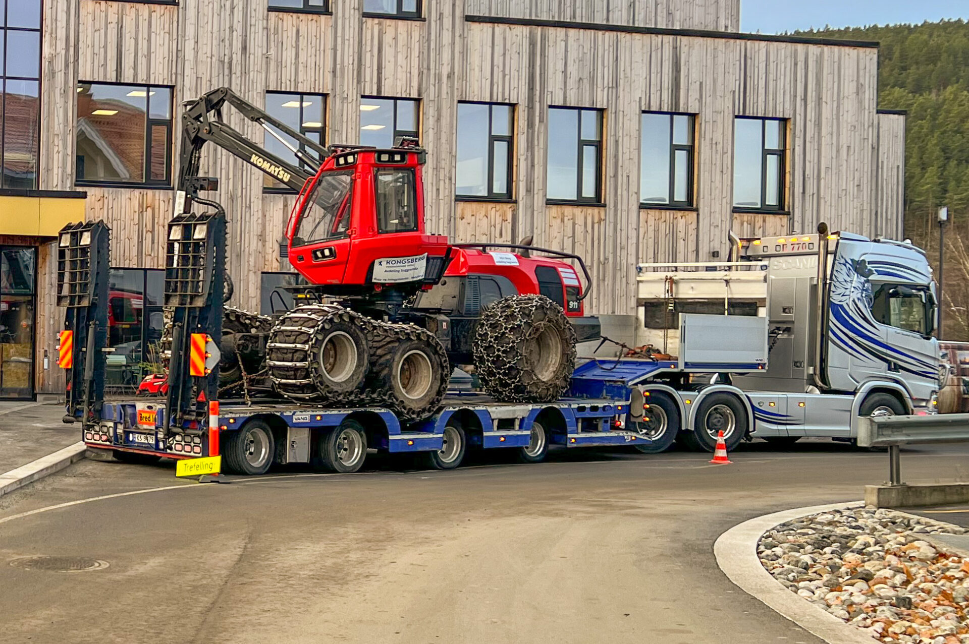 Fra og med 22. september blir det tillatt med samlast og returlast på spesialvogntog. (Foto: Njål Hagen)