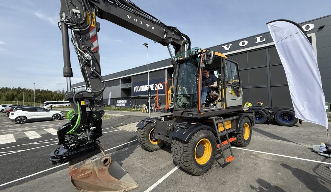 Verdenslansering: Volvo EWR150 hadde første offisielle visning under Volvodagene ved Volvo Maskins nye hovedkontor i Drøbak denne uken. (Foto: Njål Hagen)