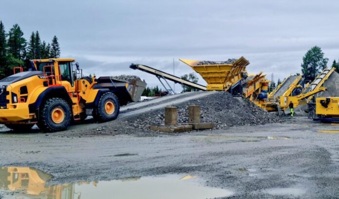Franzefoss Minerals har inngått avtale med Hagen Group om kjøp av aksjene i Toten Pukk AS. (Foto: Franzefoss Minerals)