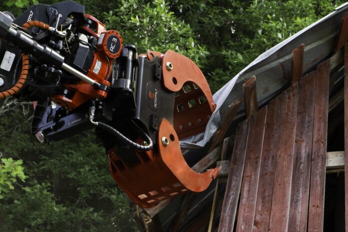 Tiltrotatoren RC3 er først ut i den nye kompakte serien fra Rototilt. (Foto: Rototilt)