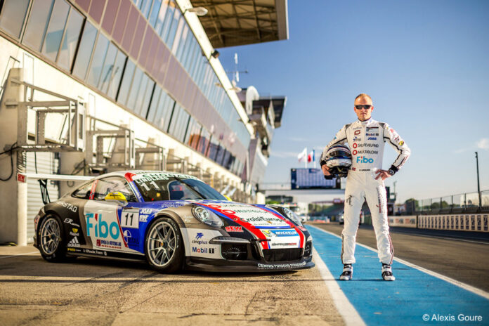 Her er Roar Lindland klar for et race på berømte Le Mans-banen i Frankrike i 2016. (Foto: Alexis Goure).|Fra et supercup-løp i Barcelona i 2015