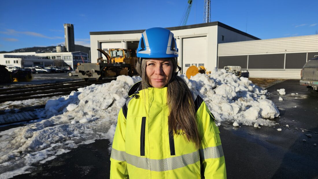 Laila Gaup Remmen, strekningssjef Nordlandsbanen, Bane NOR. (Foto: Kirsten McDonagh/Bane NOR)