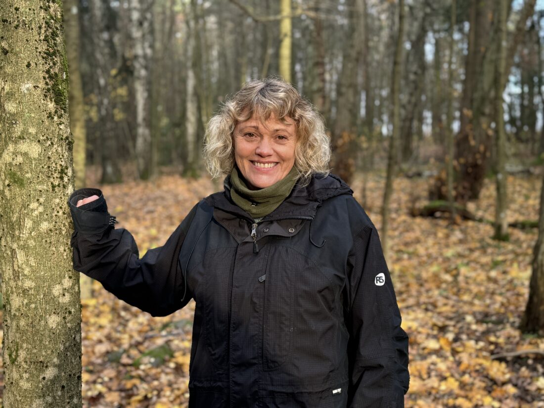 Forsker i Ruralis, Aina Winsvold. (Foto: Hedda Nossen/Bane NOR)