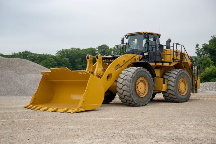 Nye Cat 988 GC hjullaster er tilpasset for lasting av dumpere opp til Cat 775G-størrelse. (Foto: Caterpillar)