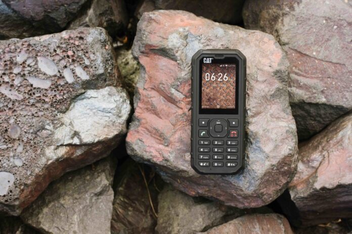 Cat phones lanserer mobiltelefonen Cat B35. (Foto: Cat phones).|Cat B35. (Foto: Cat phones).