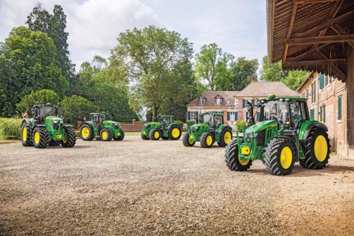 John Deere lanserte tidligere i år den nye 6M-serien med hele 17 modeller fra 6M 95 TIL 6M 250 med fra 120 – 281 hestekrefter maks effekt. De første modellene i Norge kan du se på Agroteknikk på Lillestrøm 14.-17. november. (Foto: Felleskjøpet)|Felleskjøpets stand er i hall B i Nova Spektrum under Agroteknikk. Dette bildet er fra messa i 2021. (Foto: Felleskjøpet)