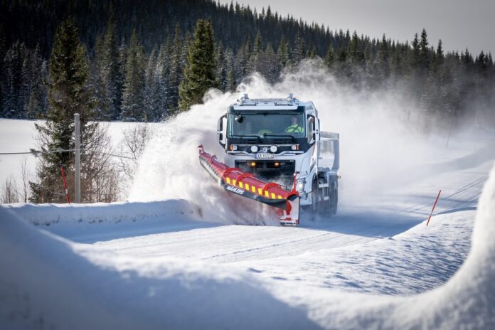 Snøplogprodusenten Mählers ekspanderer i Finland. (Foto: Mählers)|Jani Timoniemi er nyansatt selger for Mählers i Finland. (Foto: Mählers)