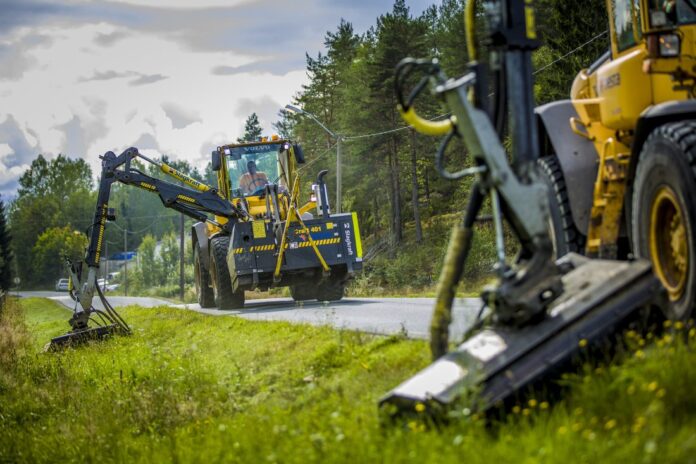 Innstiller kantslåtten på grunn av skogbrannfare