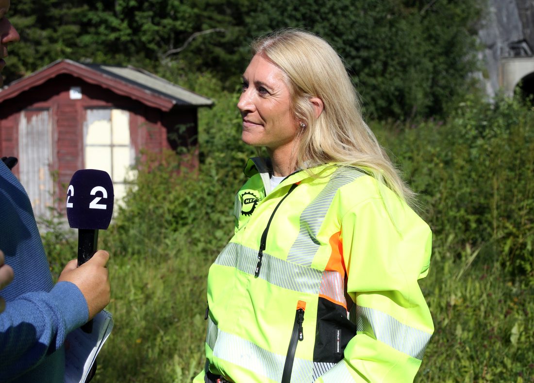 Administrerende direktør i MEF, Julie Brodtkorb, blir intervjuet av TV2. (Foto: Runar F. Daler)