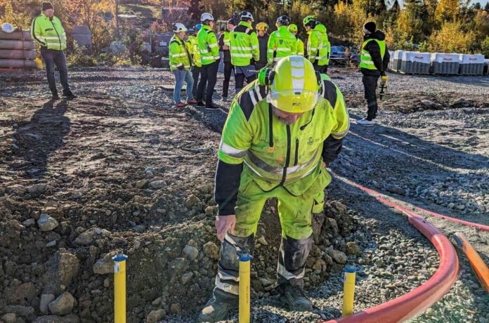 Første: 17 deltakere på Norsk Vanns driftsoperatørkurs på VA-transportsystemer har denne uken fått praktisk opplæring på Nasjonalt senter for vanninfrastruktur på Ås. (Foto: Vannsenteret)|Første: 17 deltakere på Norsk Vanns driftsoperatørkurs på VA-transportsystemer har denne uken fått praktisk opplæring på Nasjonalt senter for vanninfrastruktur på Ås. (Foto: Vannsenteret)|
