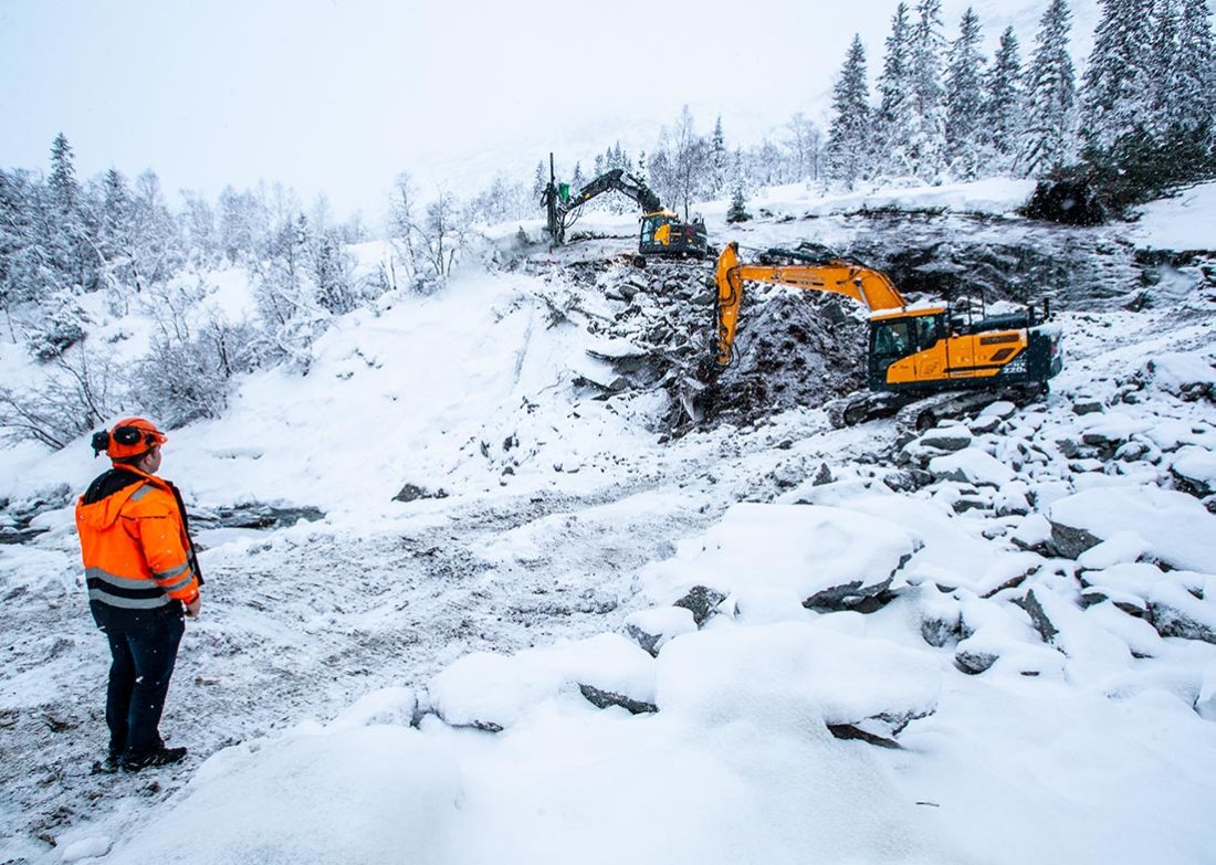 PÅHUGG: Vi var på besøk i midten av januar. Da så det slik ut der tunnelriggen nå har satt i gang.