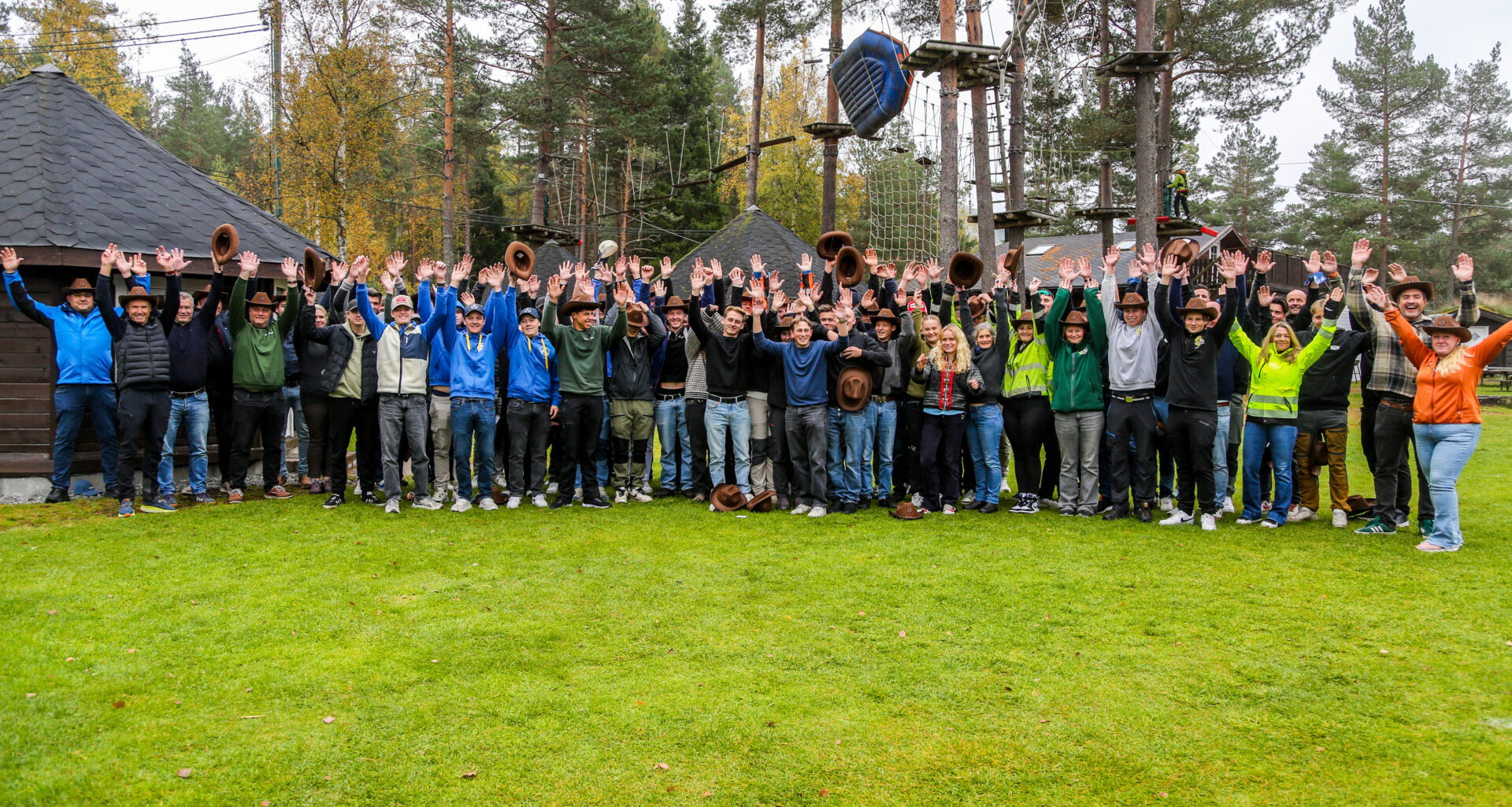 Av totalt 73 lærlinger i Green Landscaping Group Norge, var drøyt 60 av dem samlet på Evje i oktober. (Foto: Runar F. Daler)