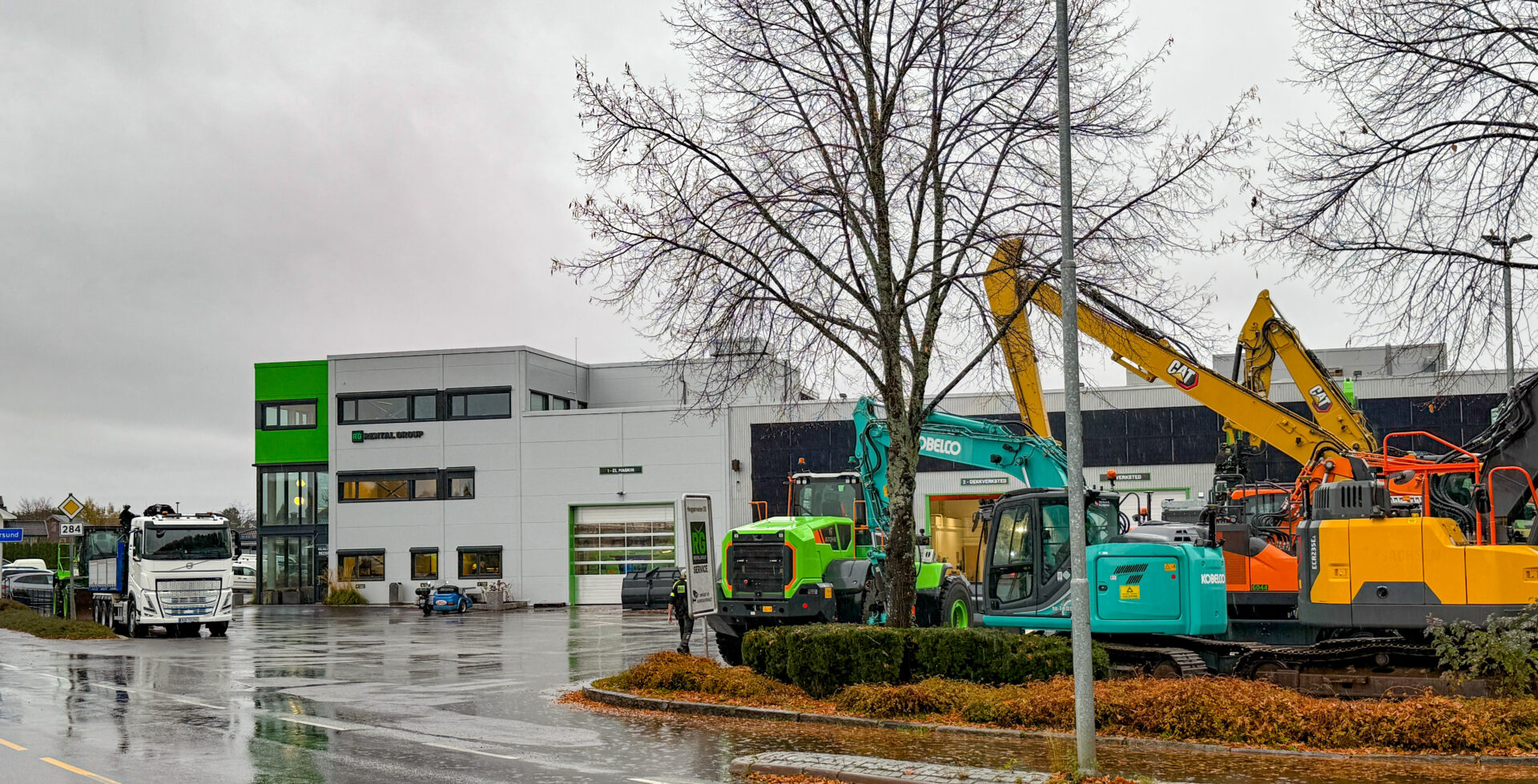 RGs servicesenter i Vikersund sto ferdig høsten 2024, og er en totalleverandør av servicetjenester til anleggsbransjen. (Foto: Njål Hagen)
