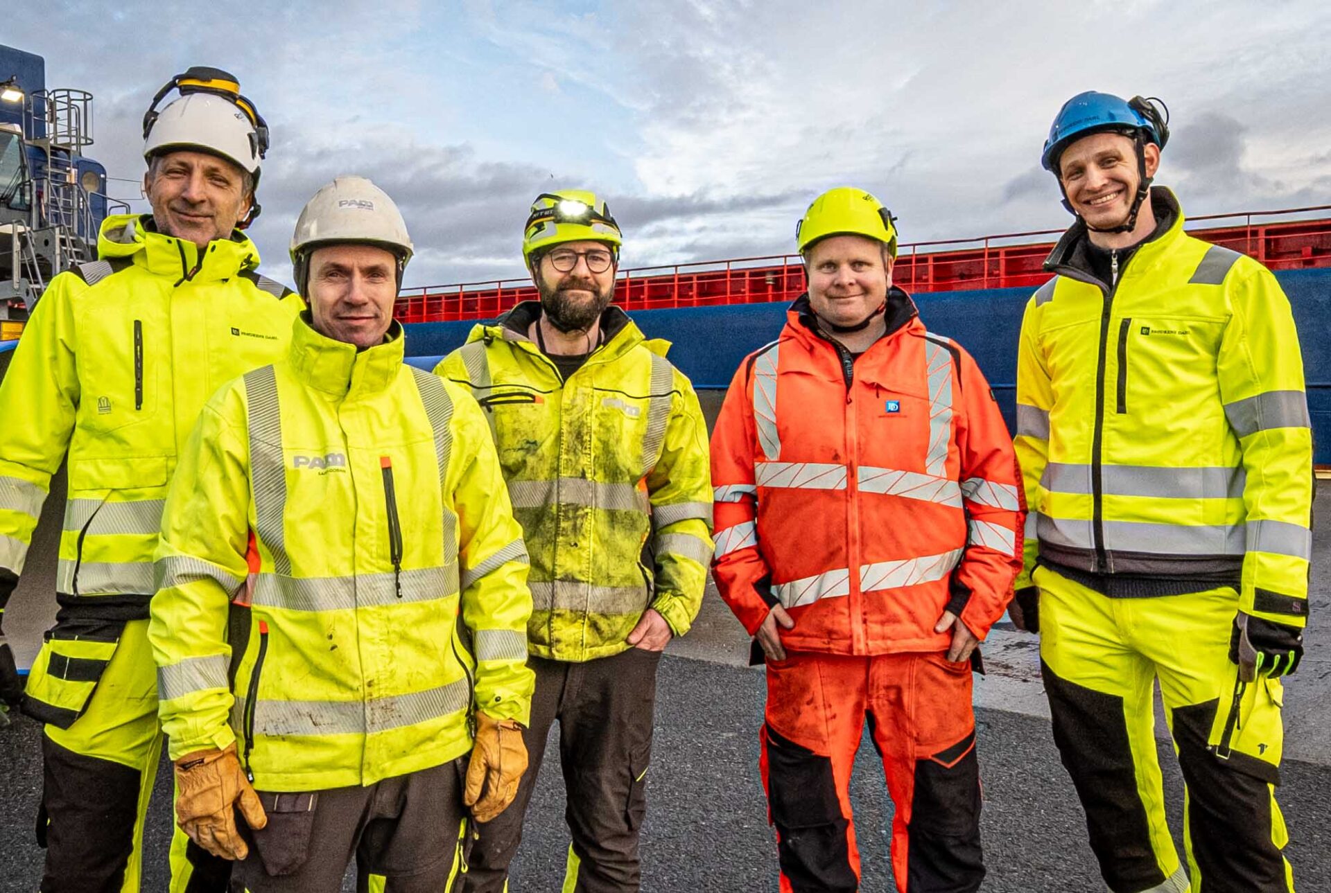 Fra venstre: Dubravko Saric i BD, Knut Stensberg i PAM Norge, Ole-Jakob Bjerke i PAM Norge, Carl Marius Helstad i BD og Petter Midtgaard i BD. (Foto: Jørn Søderholm, Praktisk Talt AS)