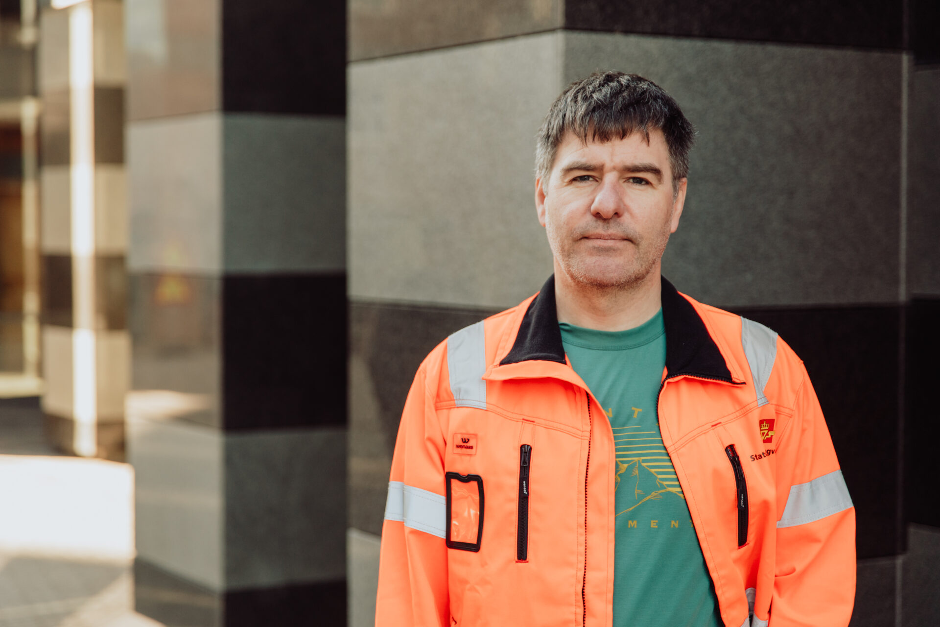 Statens vegvesen og prosjektleder Hlynur Gudmundsson på E39 Stormyra-Staurset deler opp det gjenstående arbeidet etter konkursen i Bertelsen Garpestad i tre kontrakter. (Foto: Karoline Rage, Statens vegvesen)