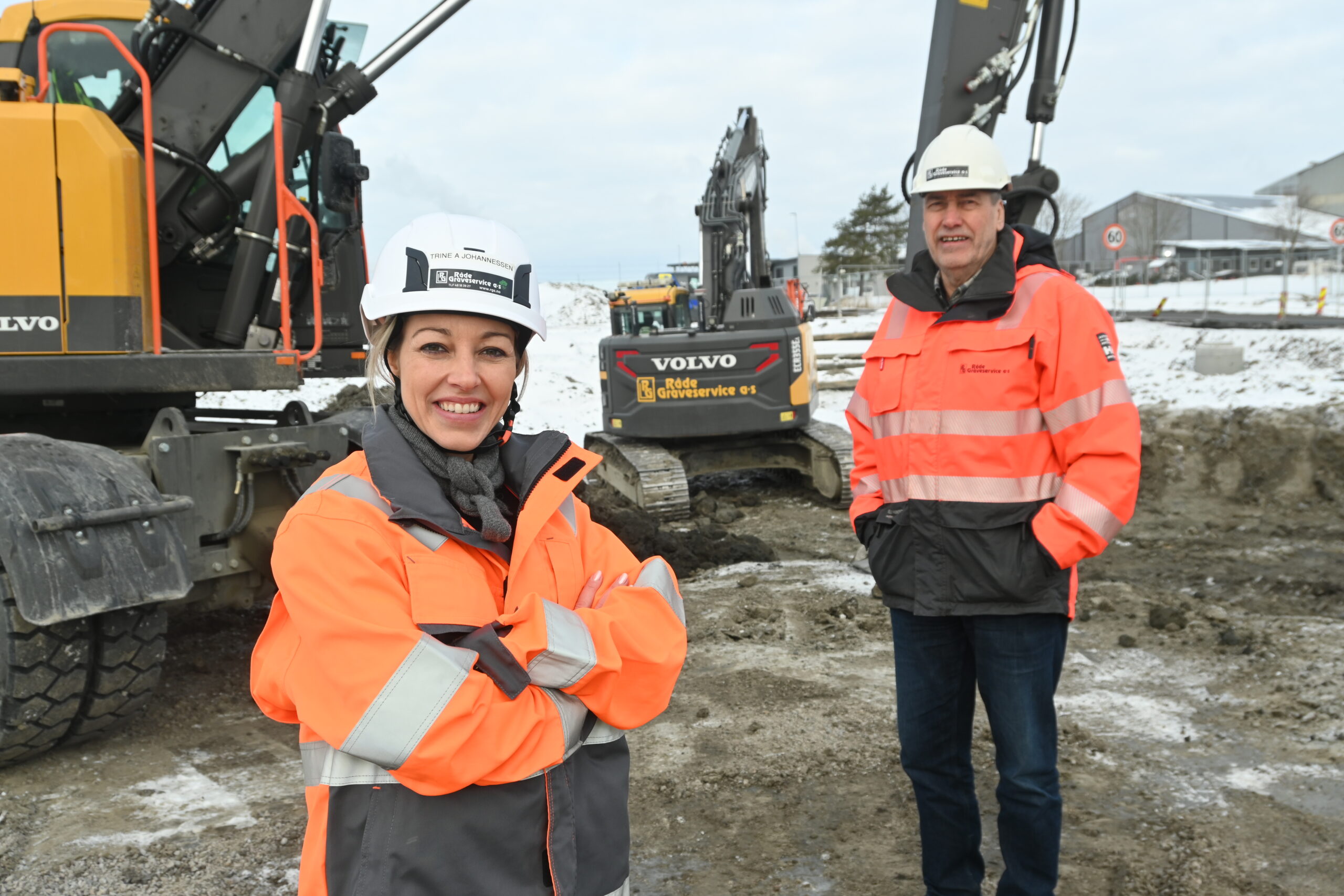 Nå er det Trine som står i fremste rekke, men med pappa Terje som sin nærmeste rådgiver. (Foto: Odd Borgestrand)