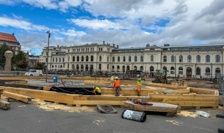 Lager stor leke- og møteplass ved Oslo S