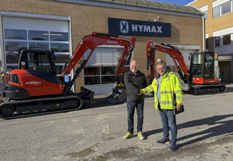 To nye Kubota til Alt i Asfalt