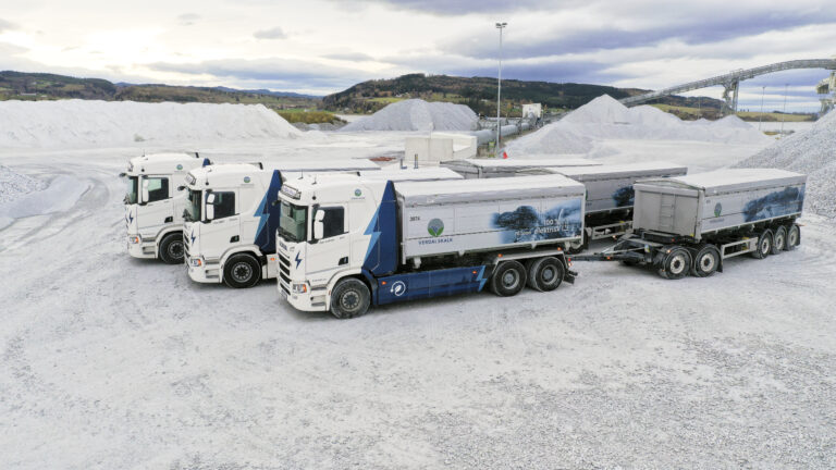 Tre nye el-Scania til Verdalskalk
